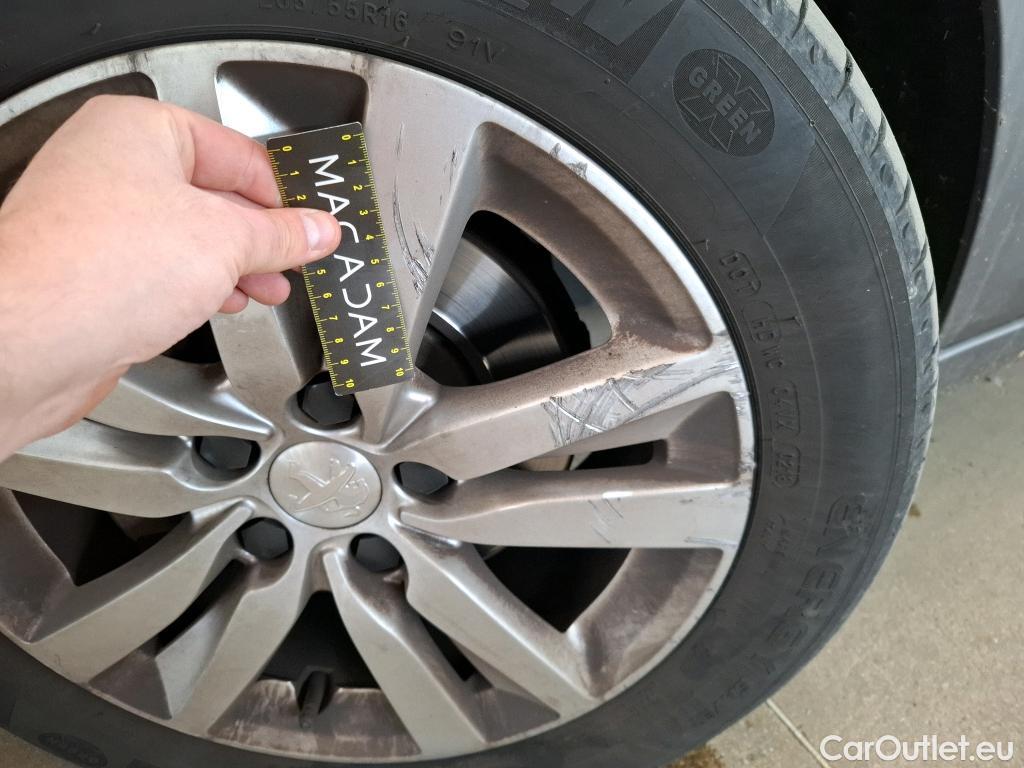  Peugeot  308  Active Business 1.6 Hdi 120CV BVA6 E6 #6