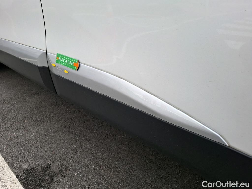  Peugeot  2008  GT 1.2 PureTech 130CV BVA8 E6d #63