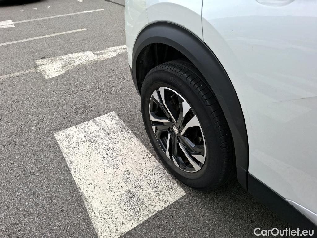  Peugeot  2008  GT 1.2 PureTech 130CV BVA8 E6d #10