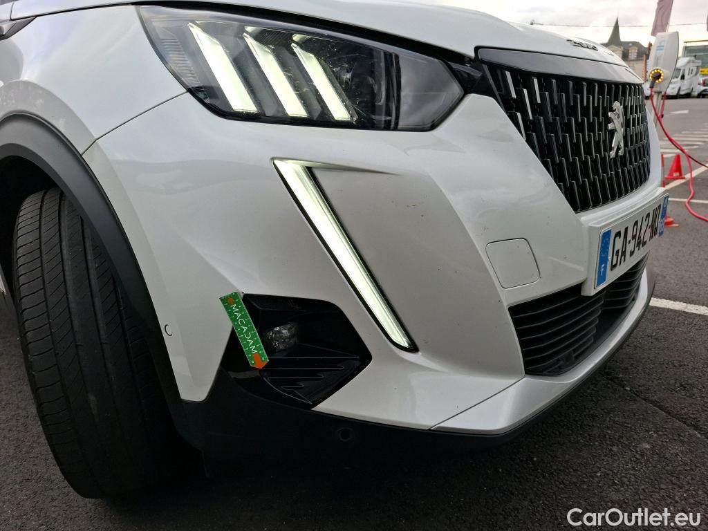  Peugeot  2008  GT 1.2 PureTech 130CV BVA8 E6d #55