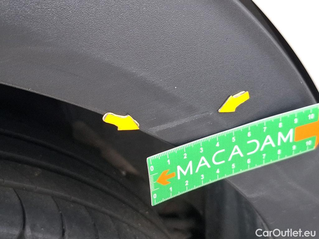  Peugeot  2008  GT 1.2 PureTech 130CV BVA8 E6d #44