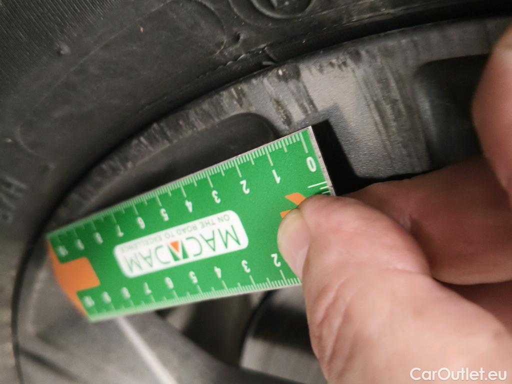  Peugeot  208  Active Pack 1.2 PureTech 100CV BVM6 E6d #19