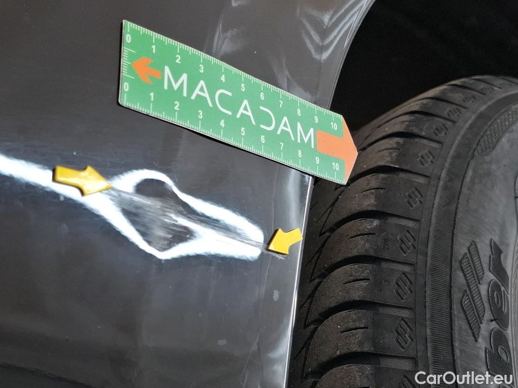  Peugeot  208  Affaire Premium Pack 1.2 80CV BVM5 E6dT #15