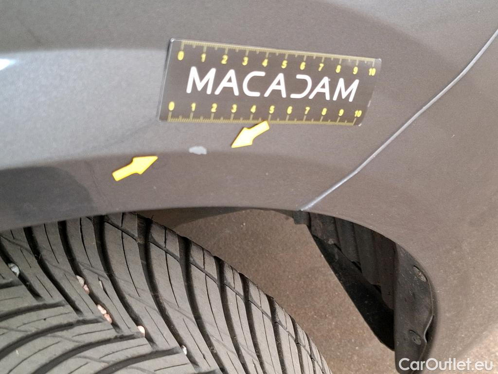  Peugeot  208  Allure Business 1.2 PureTech 100CV BVM6 E6d #16