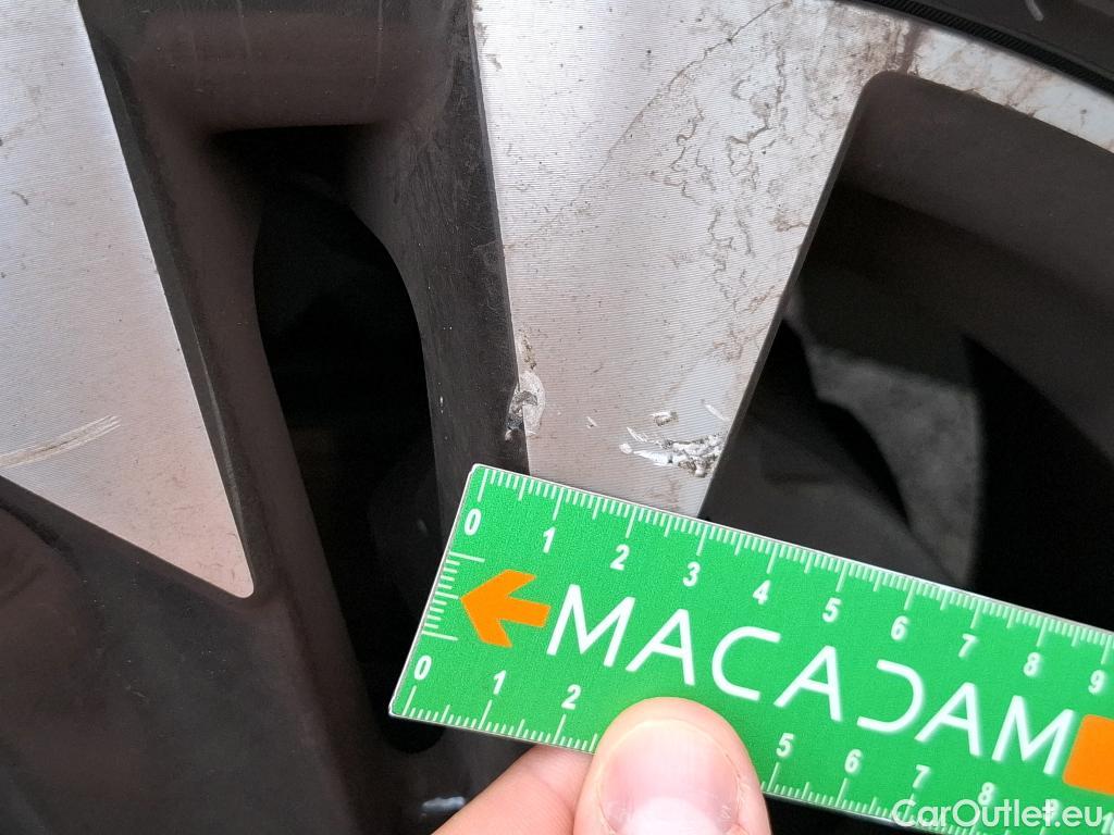  Peugeot  2008  GT 1.2 PureTech 130CV BVA8 E6d #26