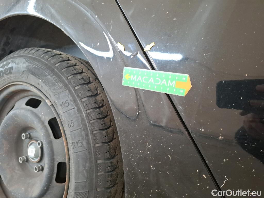  Peugeot  208  Affaire Premium Pack 1.2 80CV BVM5 E6dT #17