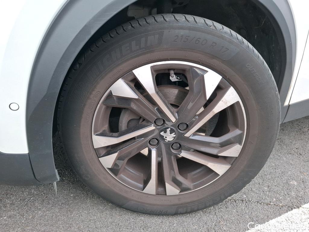  Peugeot  2008  GT 1.2 PureTech 130CV BVA8 E6d #17