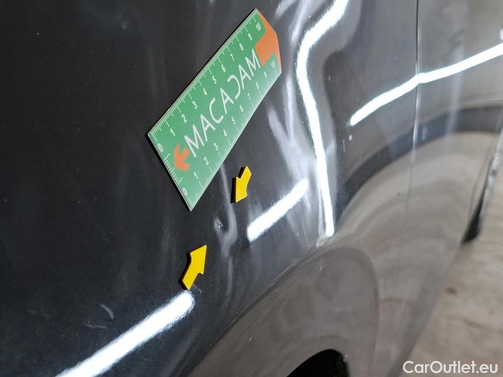  Peugeot  208  Affaire Premium Pack 1.2 80CV BVM5 E6dT #66