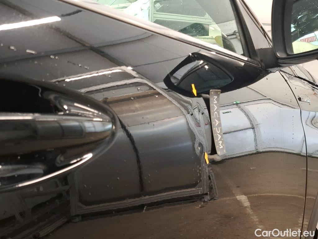  Peugeot  5008  GT Line 1.5 HDi 130CV BVA8 E6dT #17