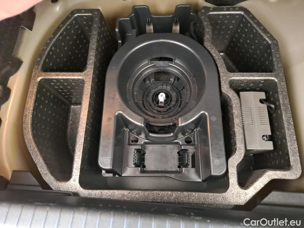  Peugeot  208  Allure Pack 1.2 PureTech 100CV BVM6 E6d #5