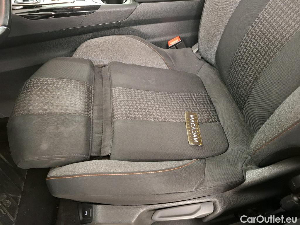  Peugeot  5008  Active Business 1.5 HDi 130CV BVA8 E6d #30