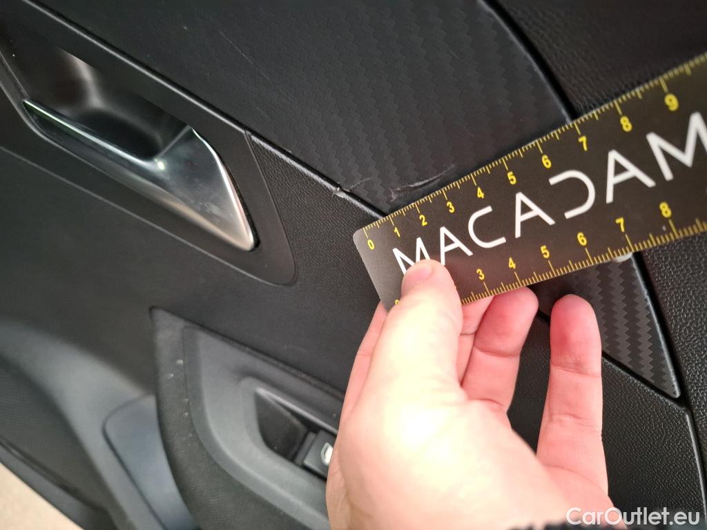  Peugeot  2008  Active Business 1.5 HDi 100CV BVM6 E6d #19