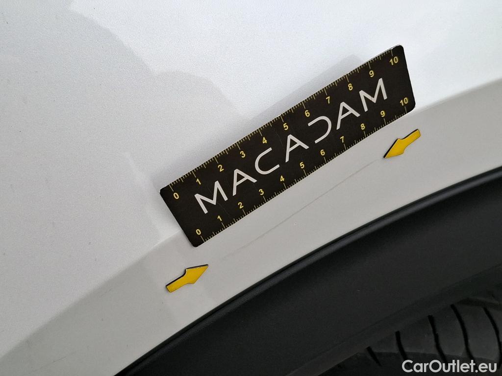  Peugeot  2008  GT 1.2 PureTech 130CV BVA8 E6d #69