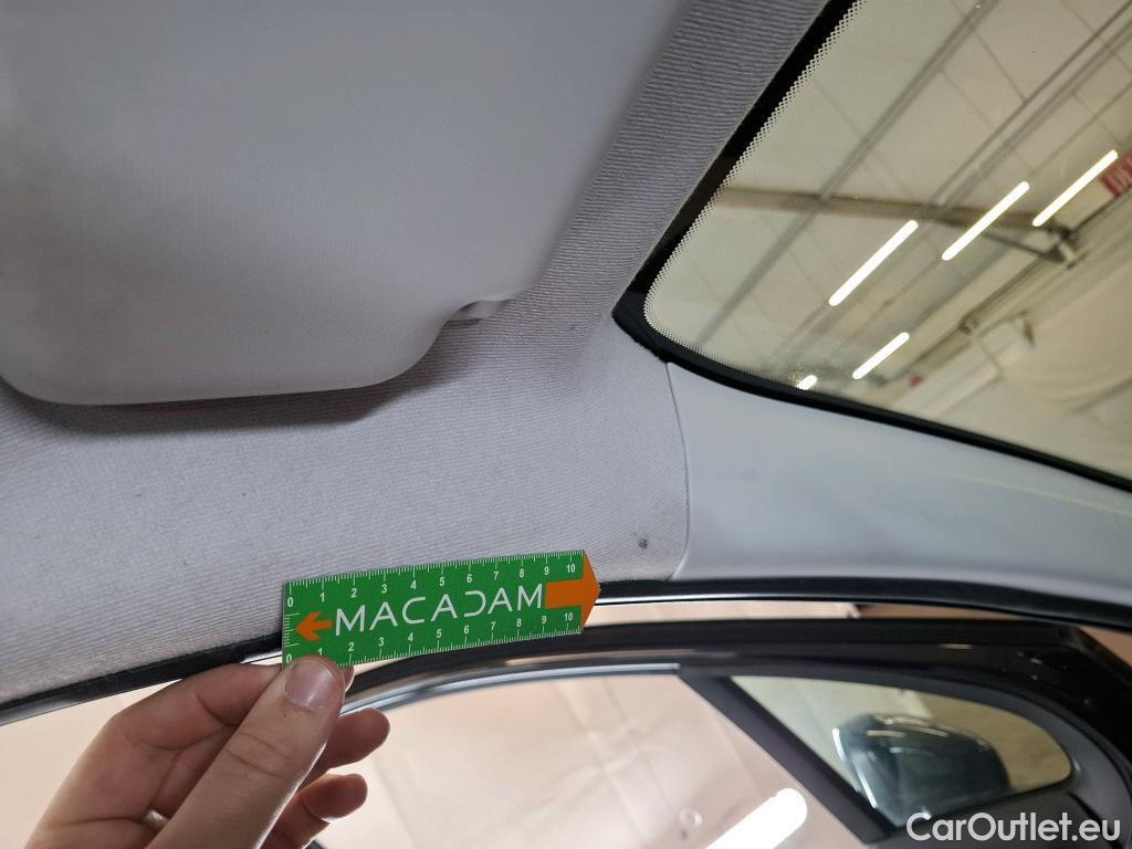  Peugeot  208  Affaire Premium Pack 1.2 80CV BVM5 E6dT #32