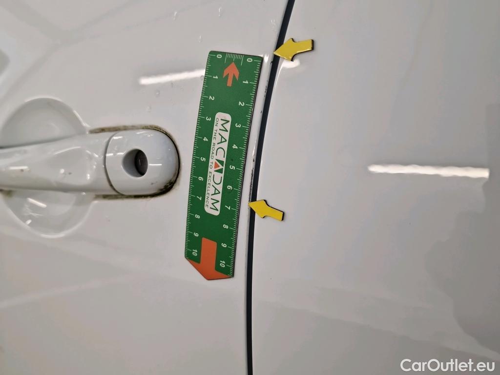  Renault  Clio  IV Business 0.9 TCe 90CV BVM5 E6 #20