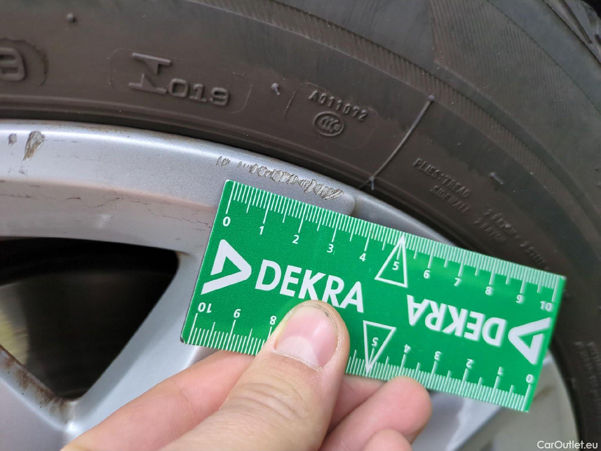  Seat  Leon SEAT  / 2020 / 5P / Berline 1.0 eTSI 110 DSG S&S Business  / TRANSFO VP VF #6