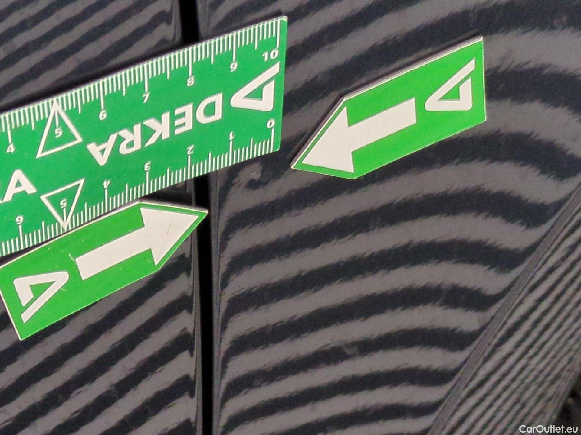  Seat  Leon SEAT  / 2020 / 5P / Berline 1.0 eTSI 110 DSG S&S Business  / TRANSFO VP VF #21