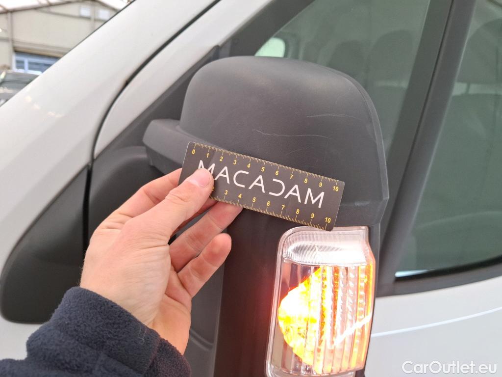  Peugeot  Boxer  Fourgon 330 L1H1 Asphalt BlueHDi 120 Stop&Start 2.2 120CV BVM6 #25