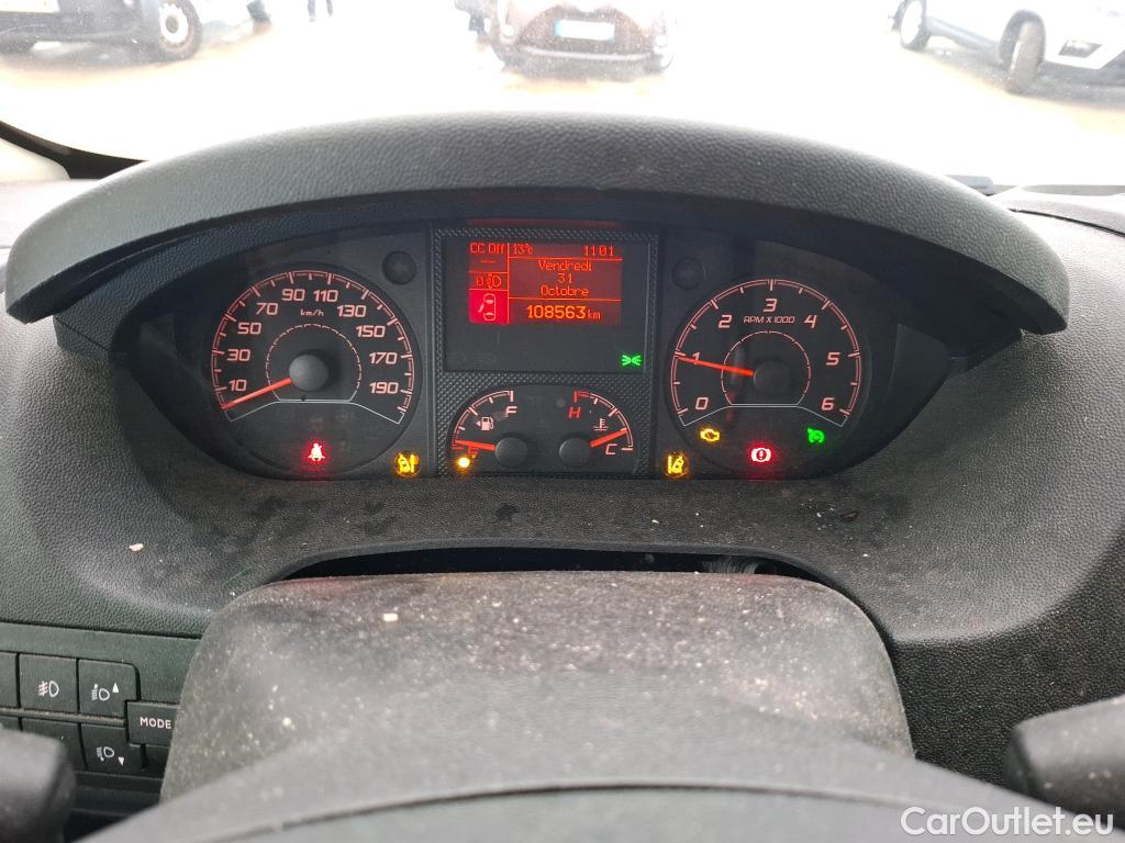  Peugeot  Boxer  Fourgon 330 L1H1 Asphalt BlueHDi 120 Stop&Start 2.2 120CV BVM6 #21