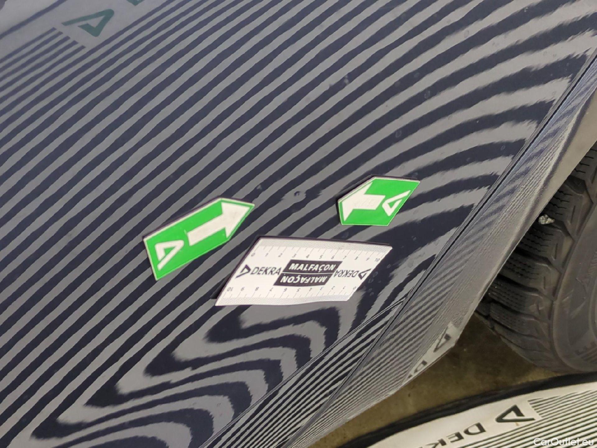  Seat  Leon SEAT  / 2020 / 5P / Berline 1.0 eTSI 110 DSG S&S Business  / TRANSFO VP VF #24