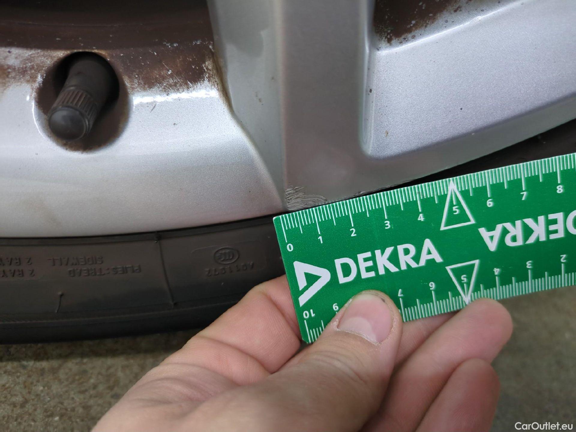  Seat  Leon SEAT  / 2020 / 5P / Berline 1.0 eTSI 110 DSG S&S Business  / TRANSFO VP VF #18