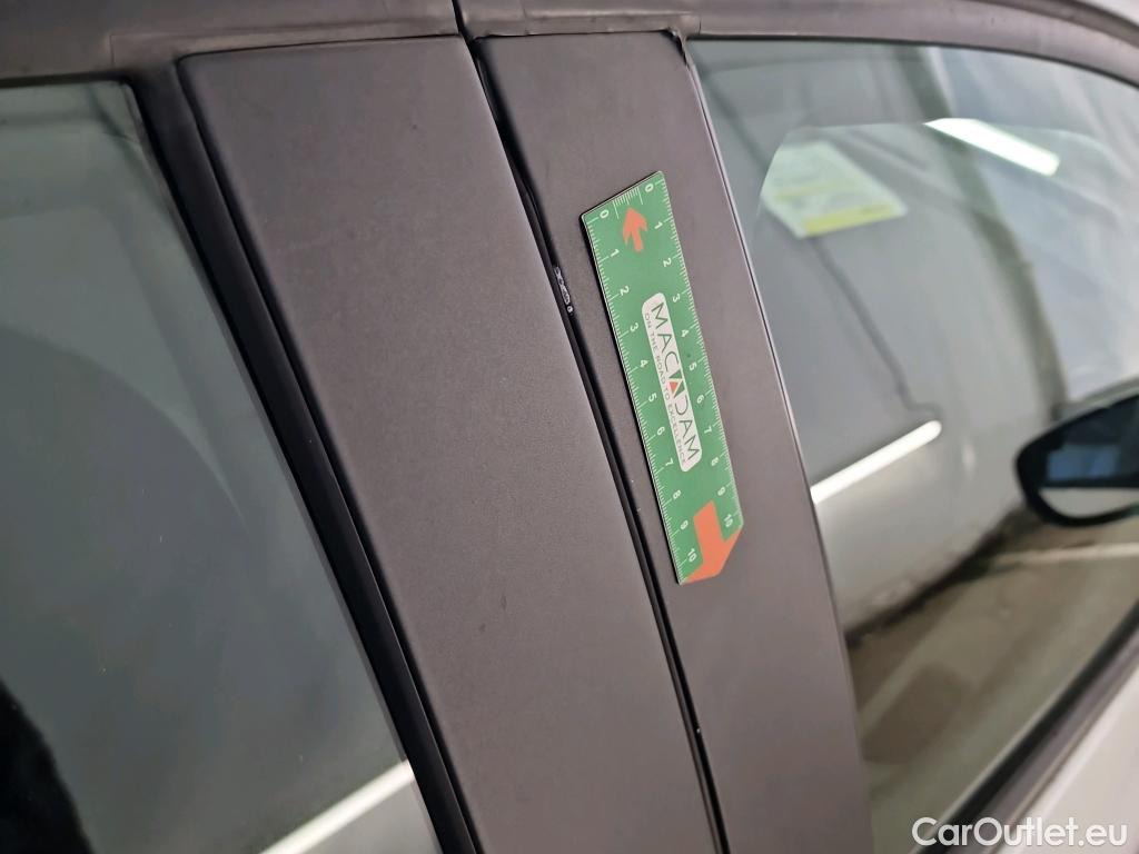  Renault  Clio  IV Business 0.9 TCe 90CV BVM5 E6 #18