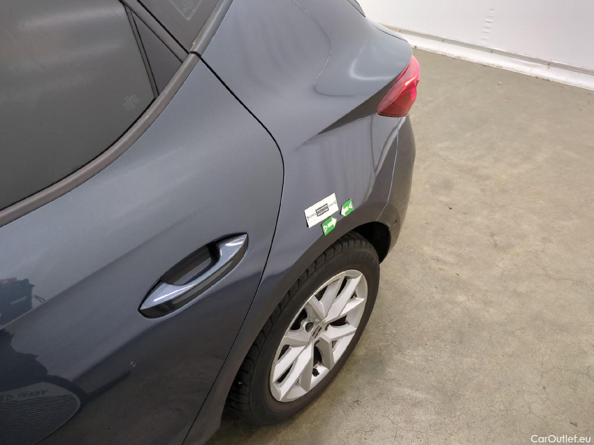  Seat  Leon SEAT  / 2020 / 5P / Berline 1.0 eTSI 110 DSG S&S Business  / TRANSFO VP VF #27