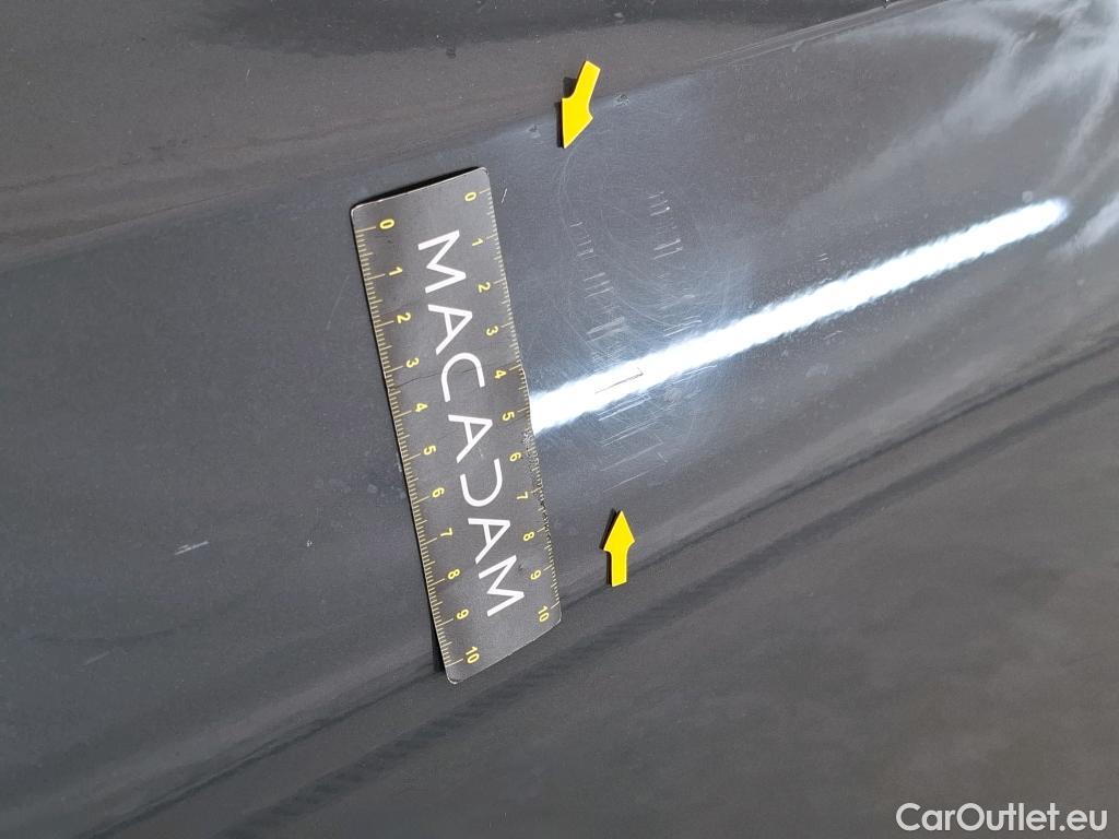  Volkswagen  Golf  VOLKSWAGEN / 2020 / 5P / Berline 2.0 TDI SCR 150 DSG7 Life Busi 1st #5