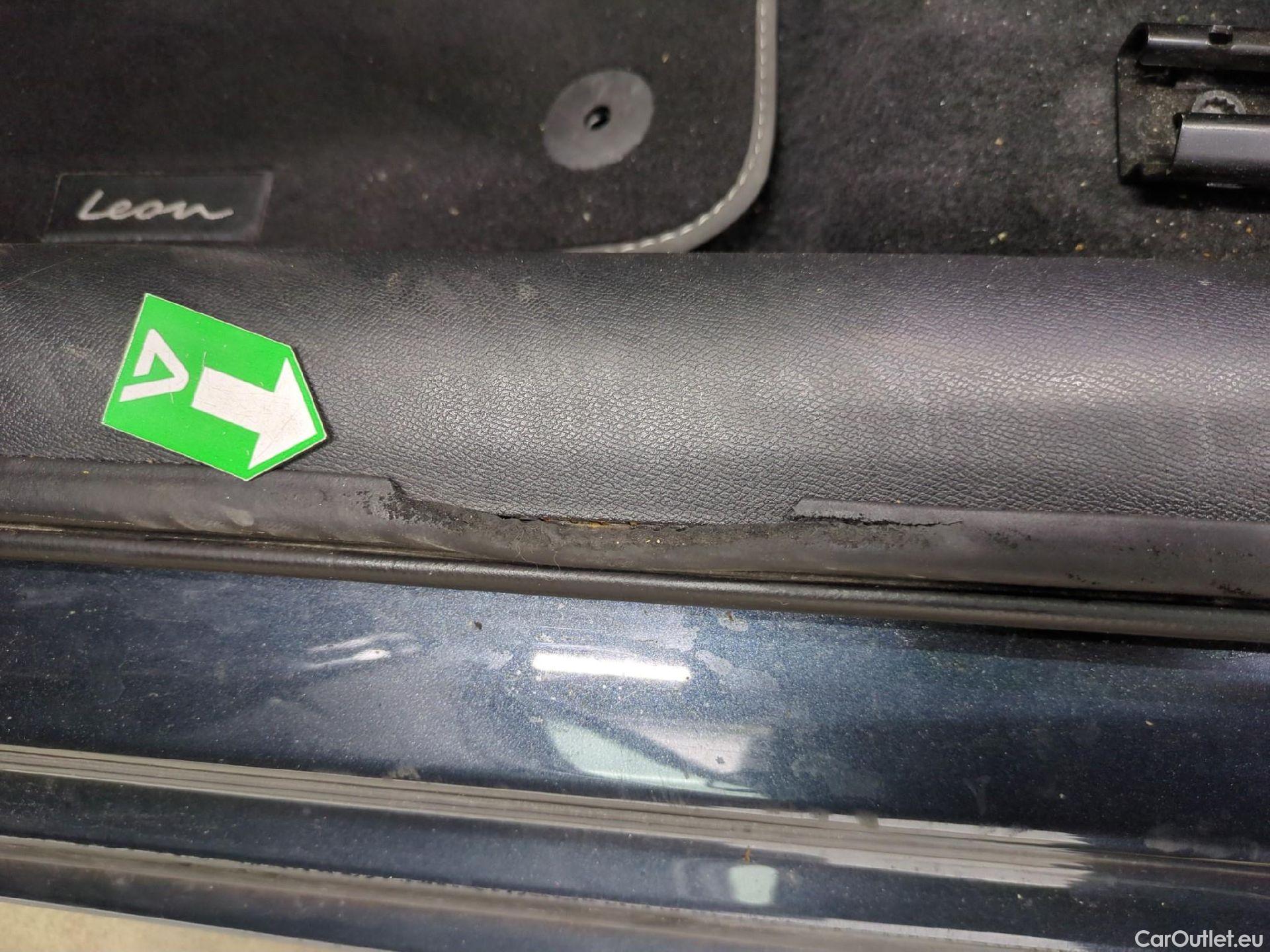  Seat  Leon SEAT  / 2020 / 5P / Berline 1.0 eTSI 110 DSG S&S Business  / TRANSFO VP VF #1