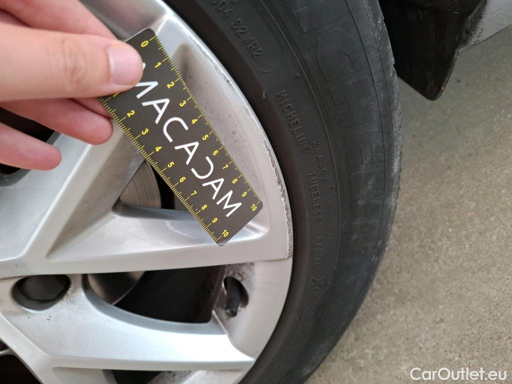  Seat  Leon SEAT  Sportstourer / 2020 / 5P / Break 2.0 TDI 150 DSG S&S Style Business #14