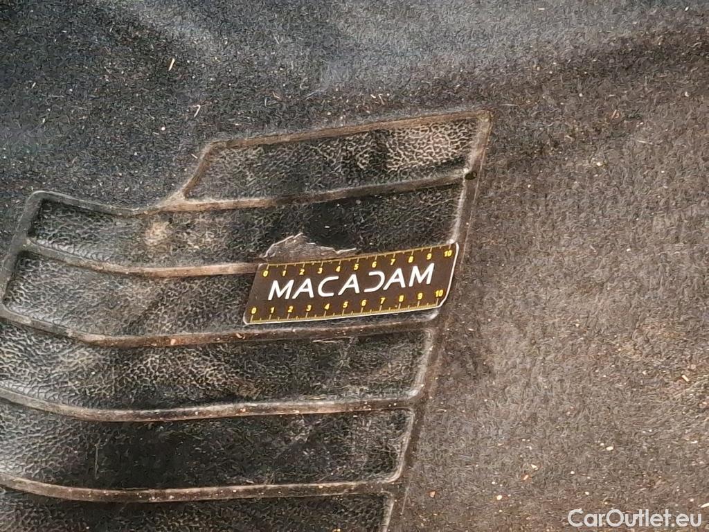  Renault  Megane  IV Berline 5 ptes. Business 1.5 dCi 115CV BVM6 E6d #16