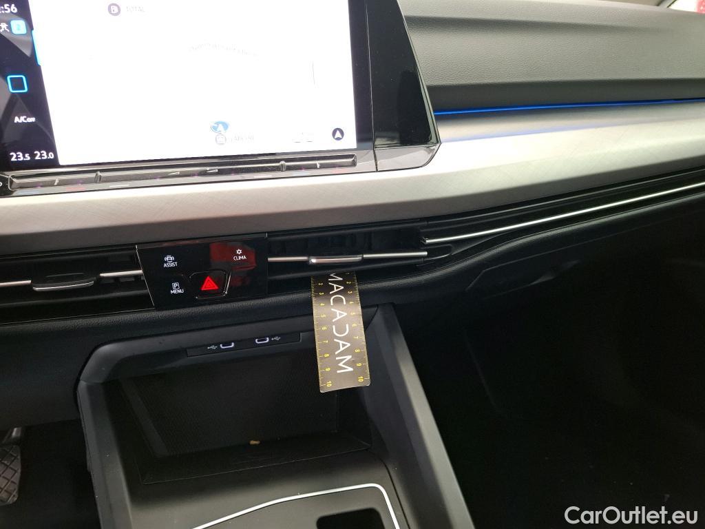  Volkswagen  Golf  VOLKSWAGEN / 2020 / 5P / Berline 2.0 TDI SCR 150 DSG7 Life Busi 1st #16