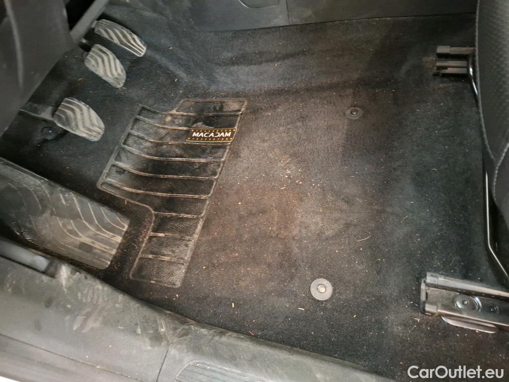  Renault  Megane  IV Berline 5 ptes. Business 1.5 dCi 115CV BVM6 E6d #15