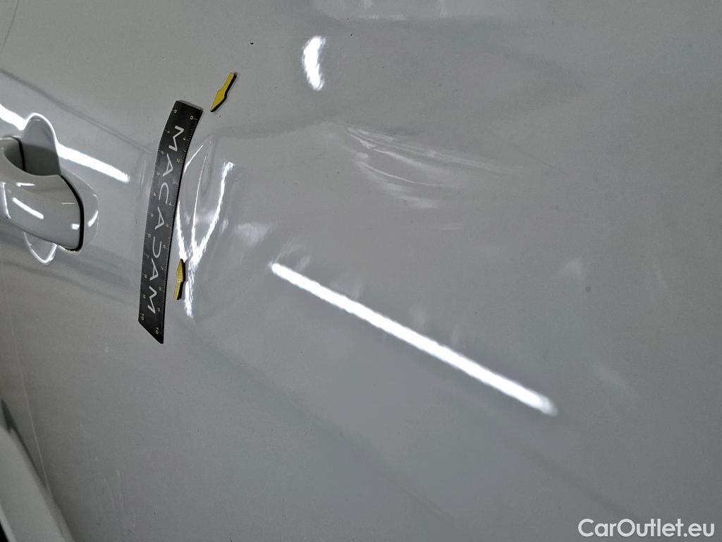  Renault  Megane  IV Berline 5pt. Société Air Nav 1.5 dCi 90CV BVM6 E6 #8