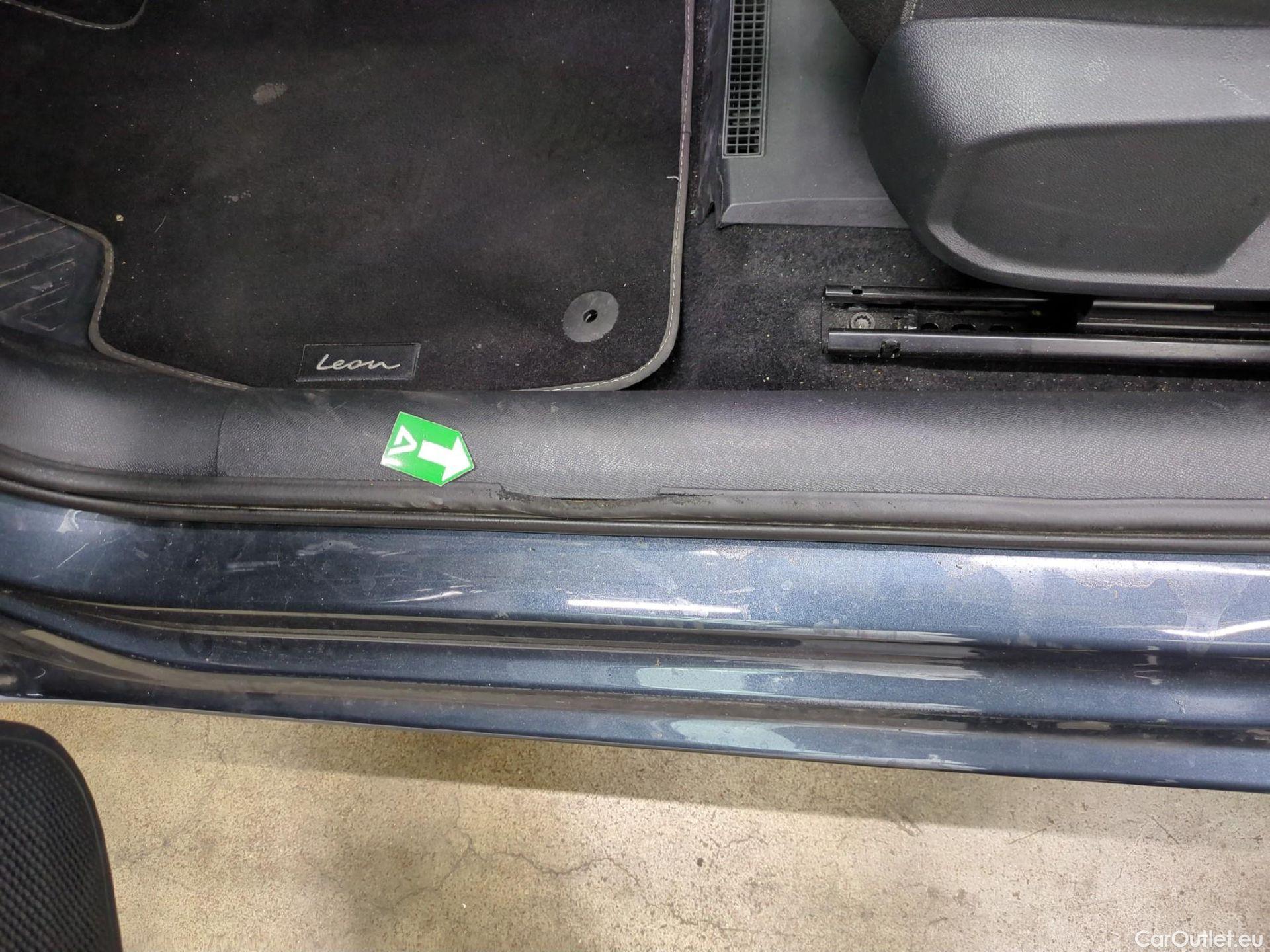  Seat  Leon SEAT  / 2020 / 5P / Berline 1.0 eTSI 110 DSG S&S Business  / TRANSFO VP VF #2