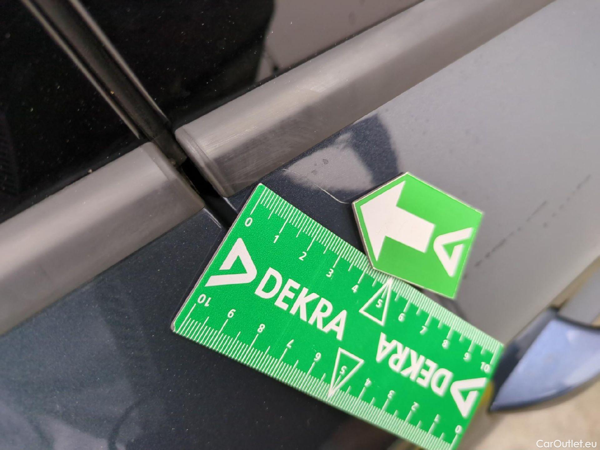  Seat  Leon SEAT  / 2020 / 5P / Berline 1.0 eTSI 110 DSG S&S Business  / TRANSFO VP VF #20