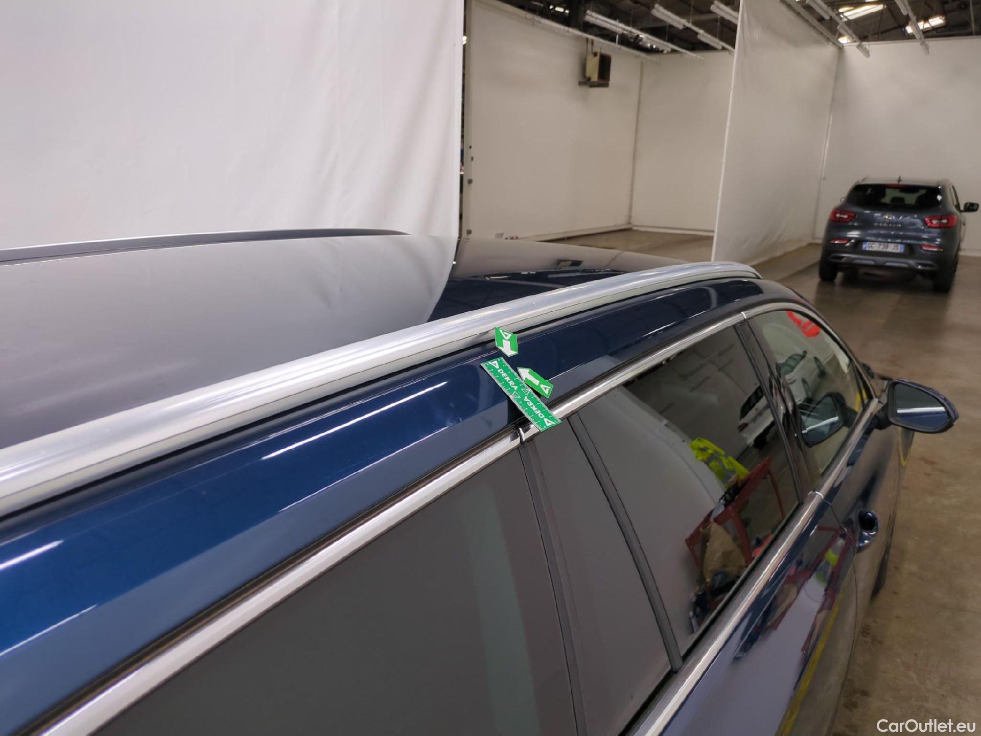  Volkswagen  Passat VOLKSWAGEN  SW / 2019 / 5P / Break 2.0 TDI 150 SCR DSG7 SW LOUNGE #8