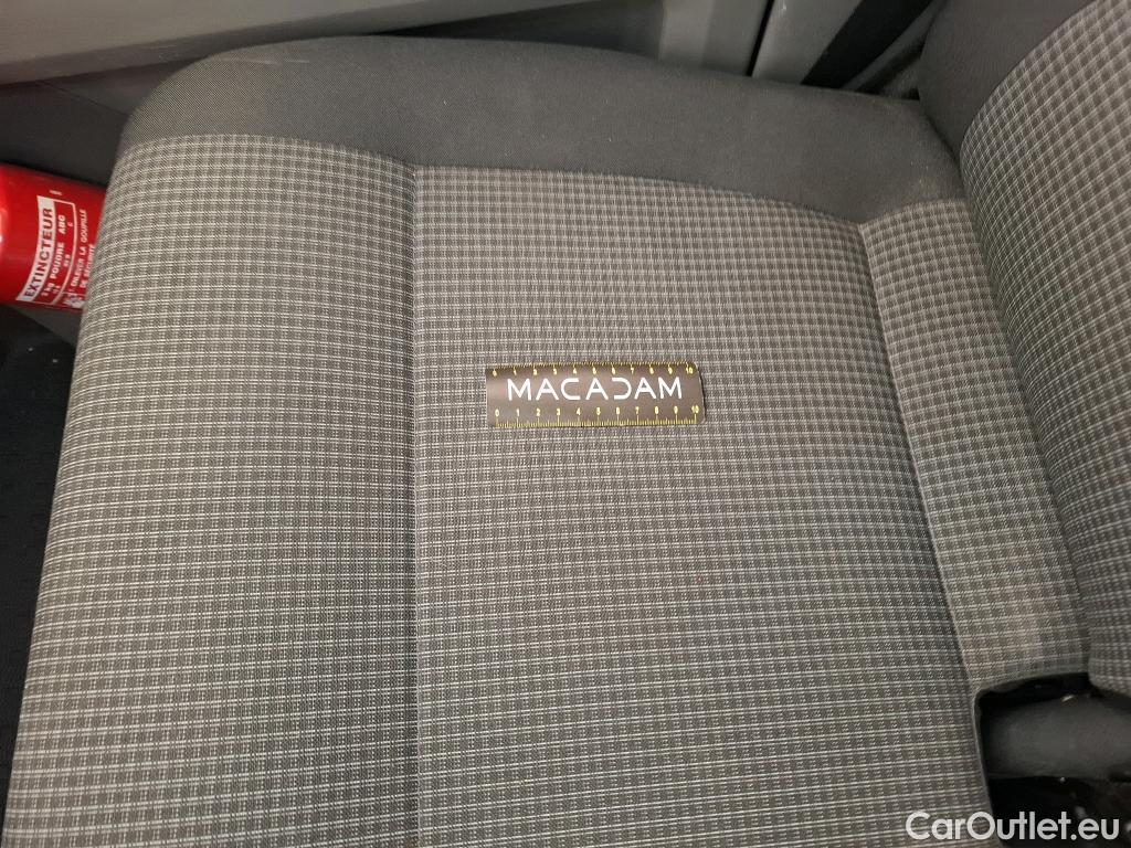  Volkswagen  Transporter VOLKSWAGEN  / 2019 / 4P / Fourgon tôlé 2.0 TDi 110 L1H1 Business #13