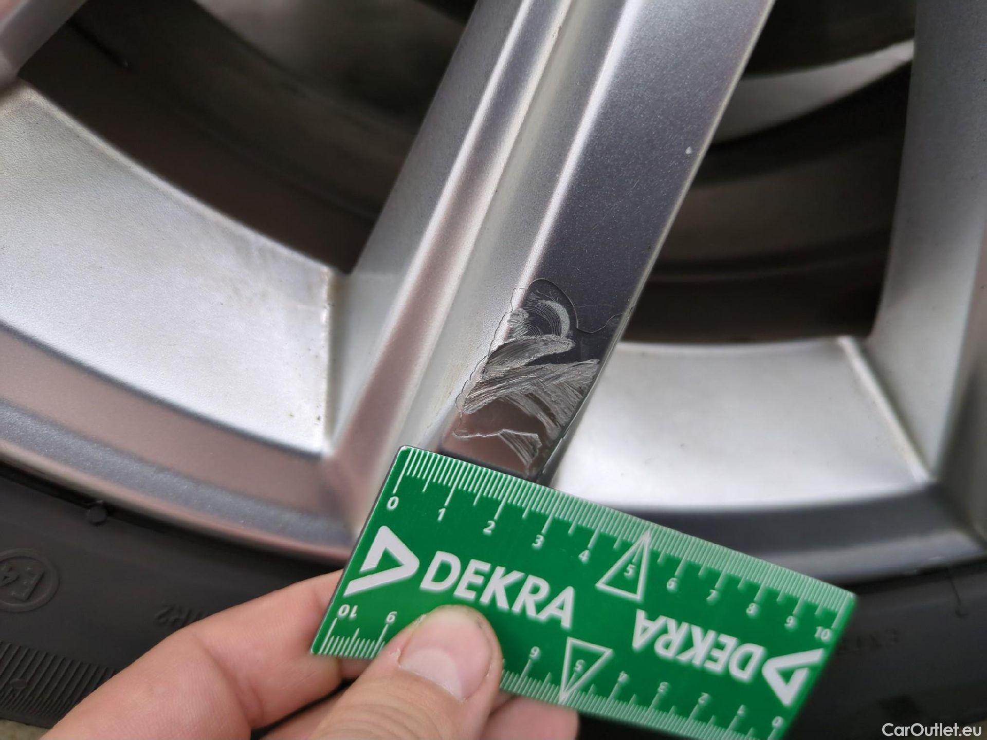  Volkswagen  Passat VOLKSWAGEN  SW / 2019 / 5P / Break 2.0 TDI 150 SCR DSG7 SW LOUNGE #7