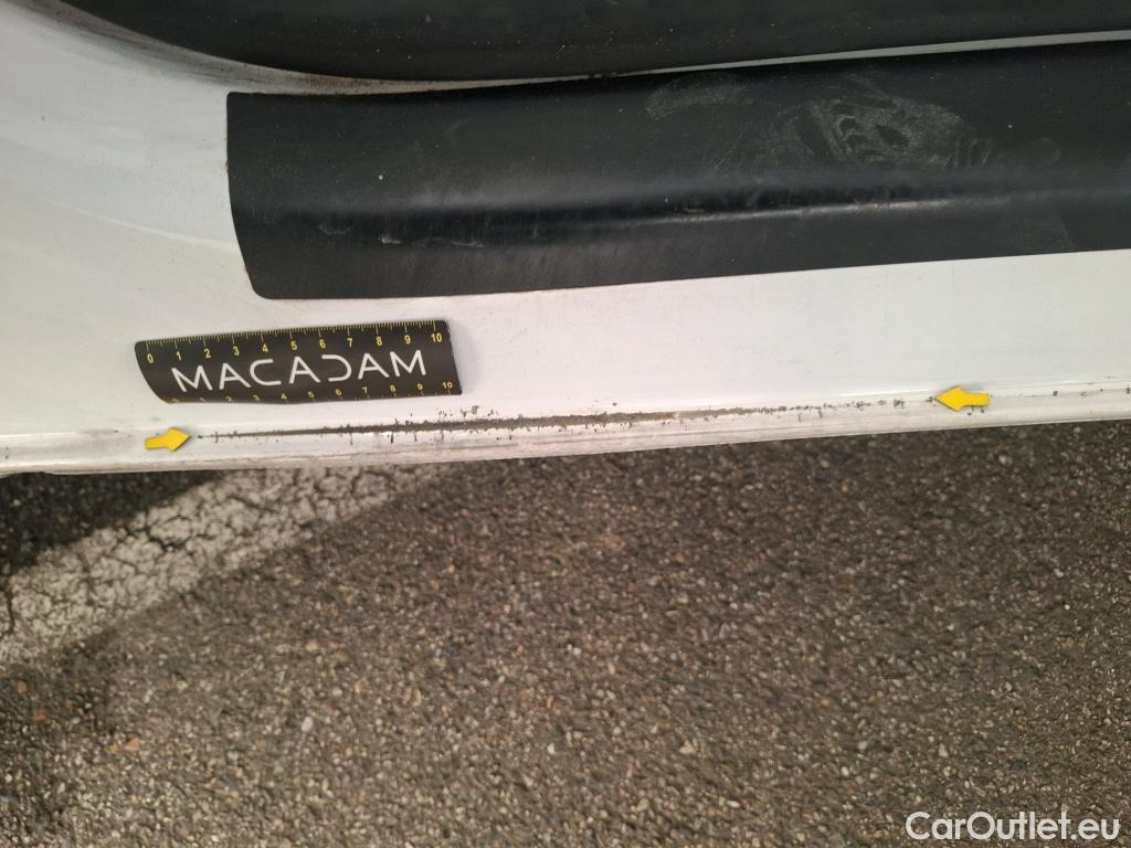  Volkswagen  Transporter VOLKSWAGEN  / 2019 / 4P / Fourgon tôlé 2.0 TDi 110 L1H1 Business #2