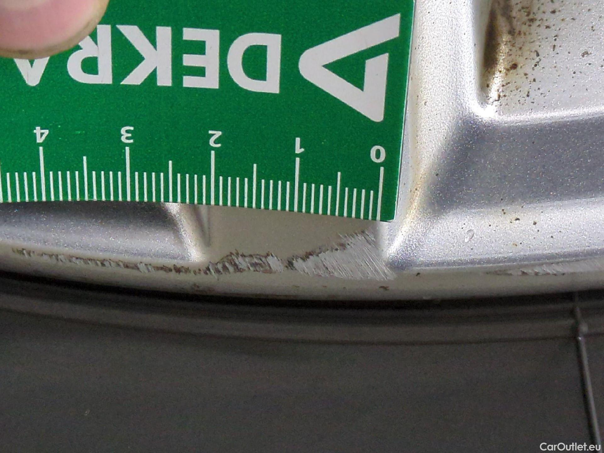  Volkswagen  Passat VOLKSWAGEN  SW / 2019 / 5P / Break 2.0 TDI 150 SCR DSG7 SW LOUNGE #5