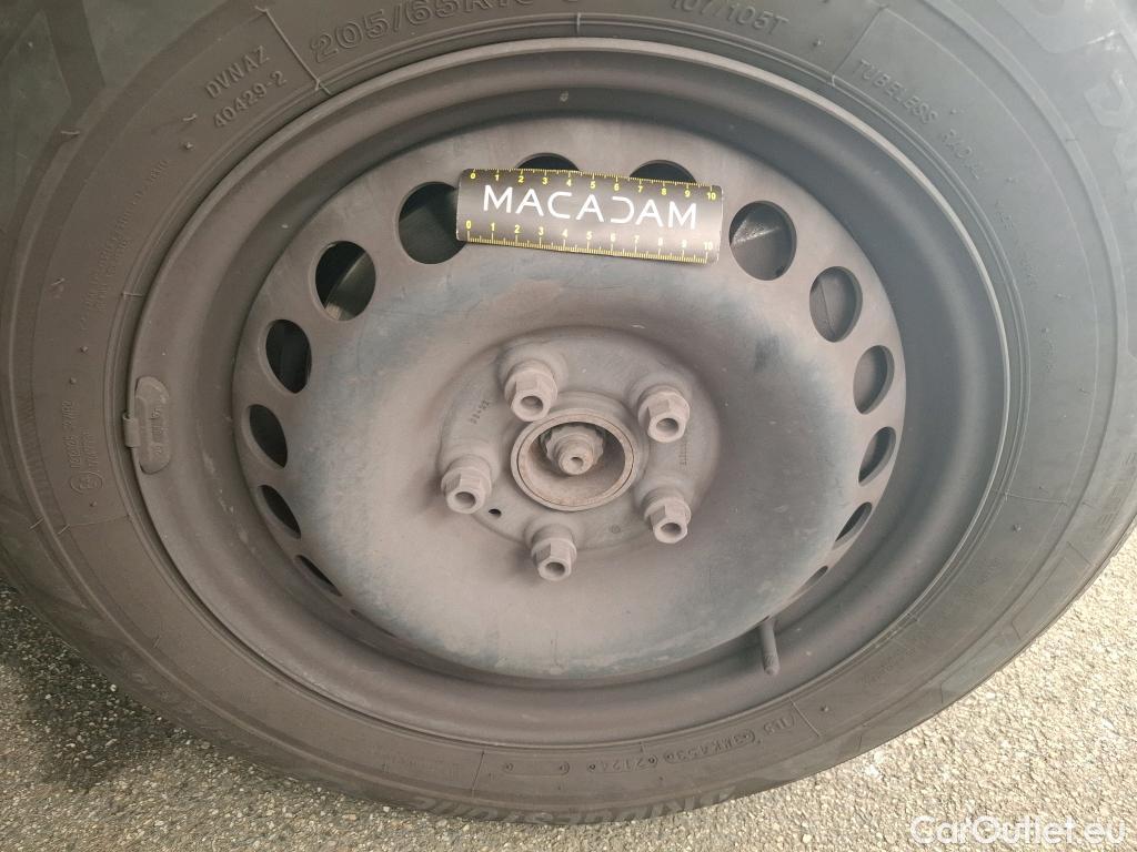  Volkswagen  Transporter VOLKSWAGEN  / 2019 / 4P / Fourgon tôlé 2.0 TDi 110 L1H1 Business #9