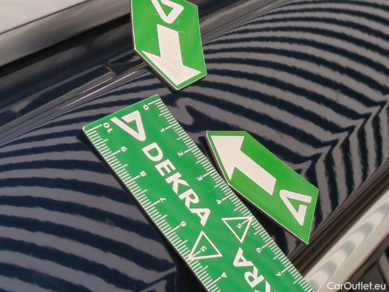  Volkswagen  Passat VOLKSWAGEN  SW / 2019 / 5P / Break 2.0 TDI 150 SCR DSG7 SW LOUNGE #9