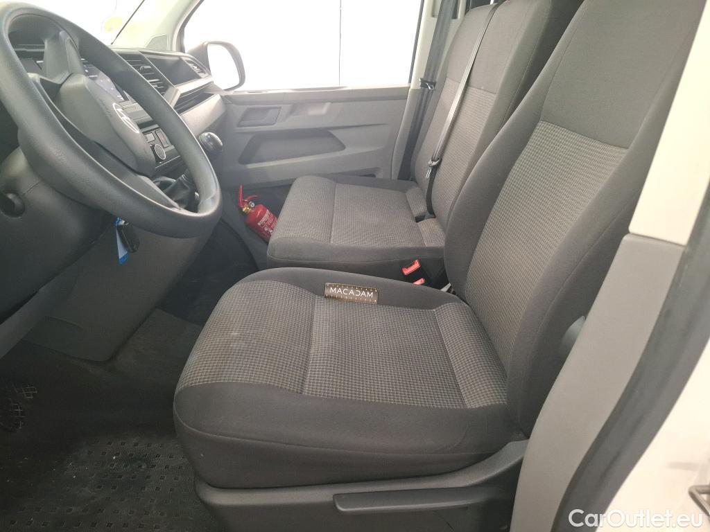  Volkswagen  Transporter VOLKSWAGEN  / 2019 / 4P / Fourgon tôlé 2.0 TDi 110 L1H1 Business #10