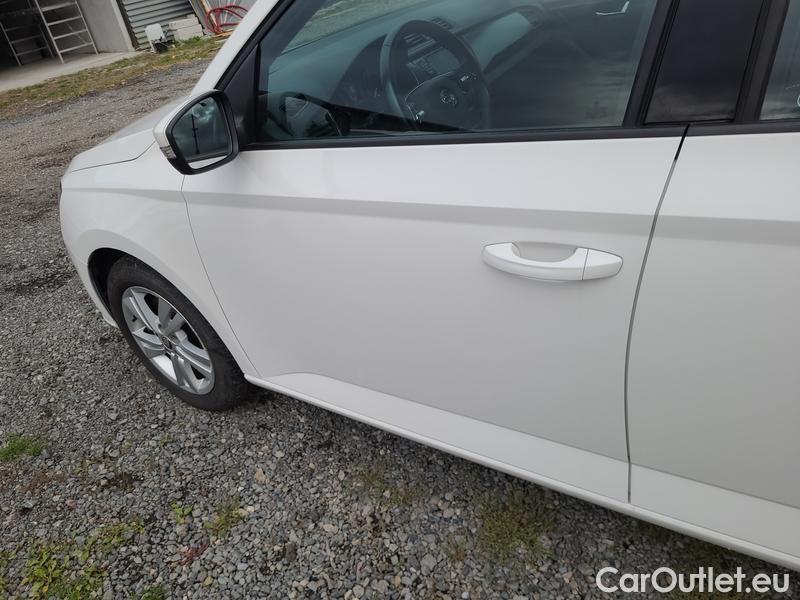  Skoda  Fabia  Combi (2015)  Com 1.0TSI 81 Style #10