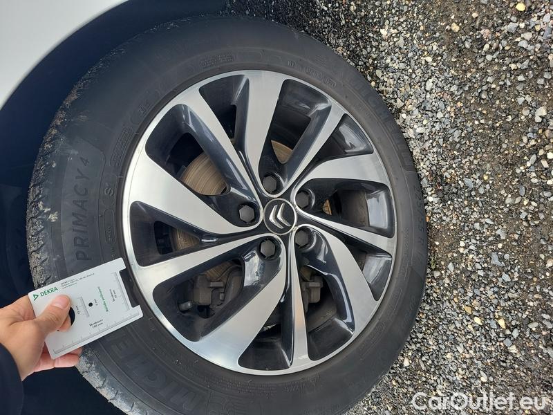  Citroen  Jumpy  Spacetourer  (2016) Spac.2.0BHDi 180 XL Shine AT #3