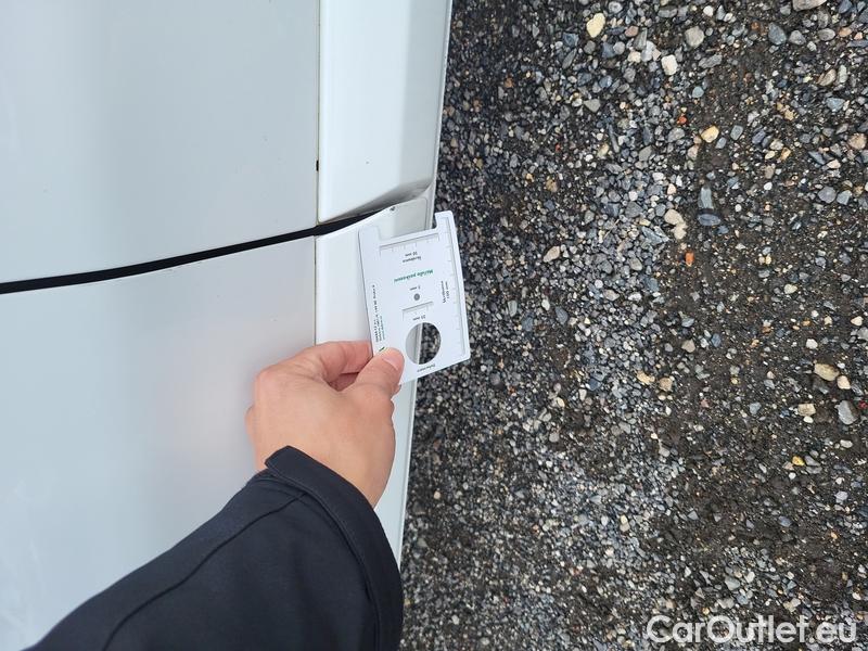  Citroen  Jumpy  Spacetourer  (2016) Spac.2.0BHDi 180 XL Shine AT #6