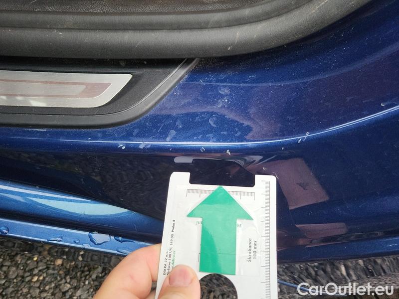  Bmw  Serie 5  Lim. (G30)  (2016->) 520d xDrive AT 4d #8