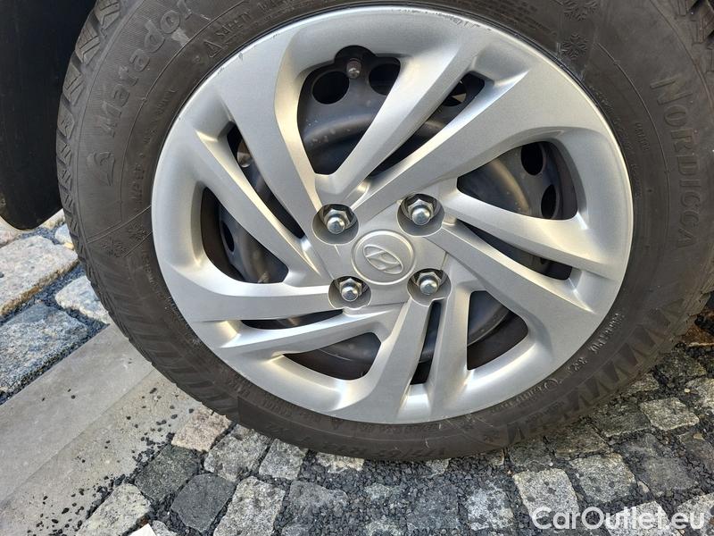  Hyundai  i10  (AC3) 2020  1.0i Comfort Go AT 5d #3