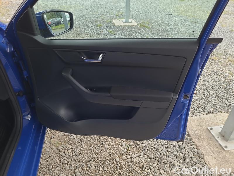  Skoda  Fabia  Combi (2015)  Com.1.0TSI 70 Ambition #31